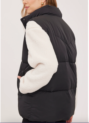 Black Shilo Puffer Vest