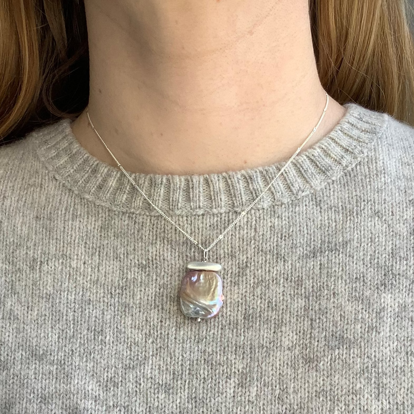 Rectangle pearl necklace