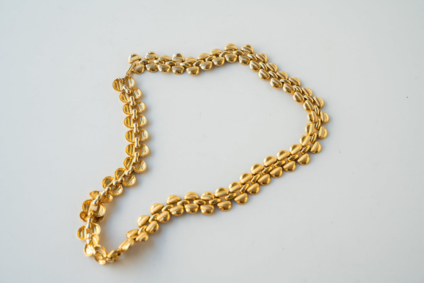 Rounded Link Gold Necklace