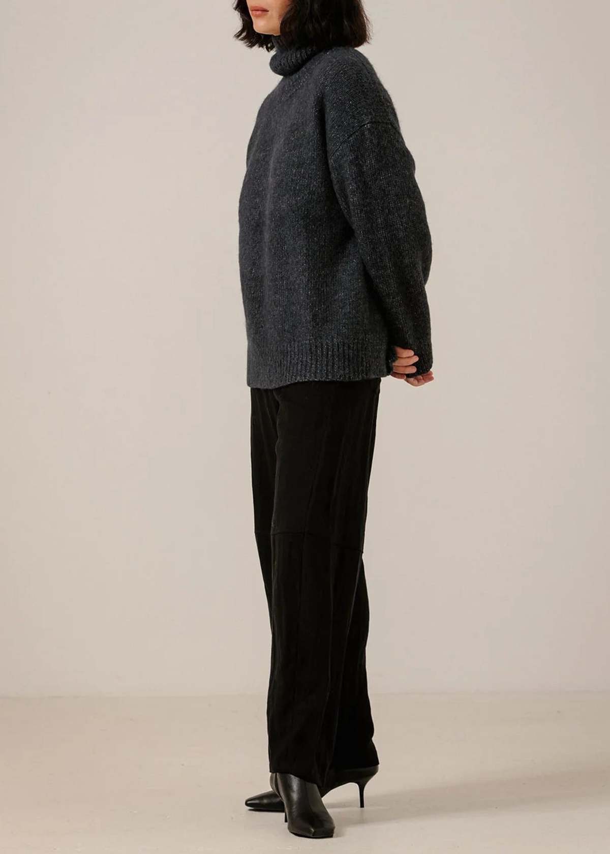 Oversized Alpaca Turtleneck Sweater - Navy