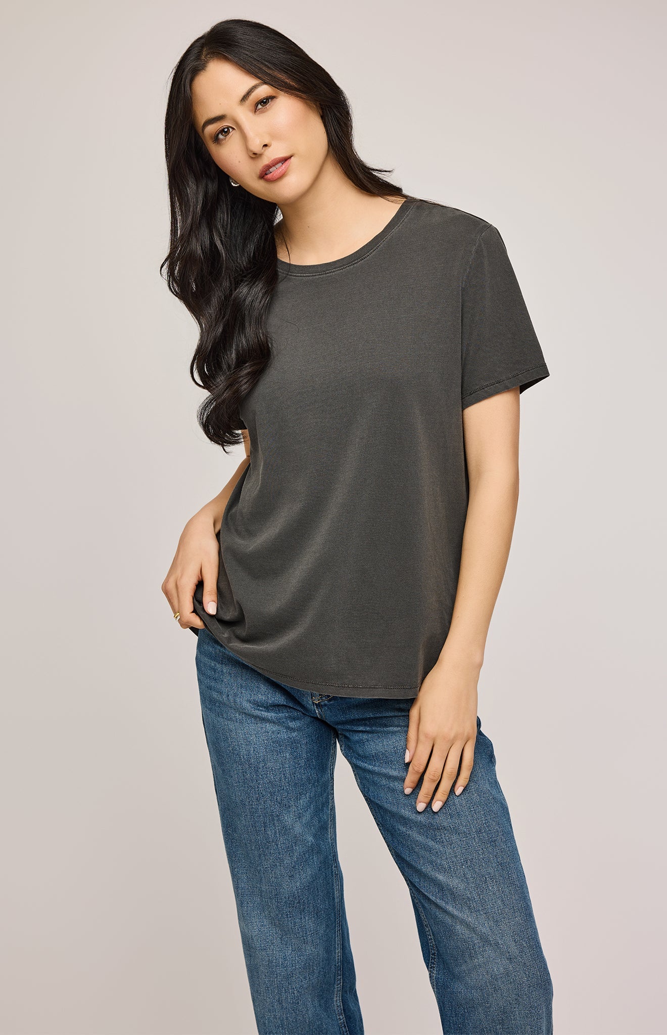 Victoria Tee Washed Black