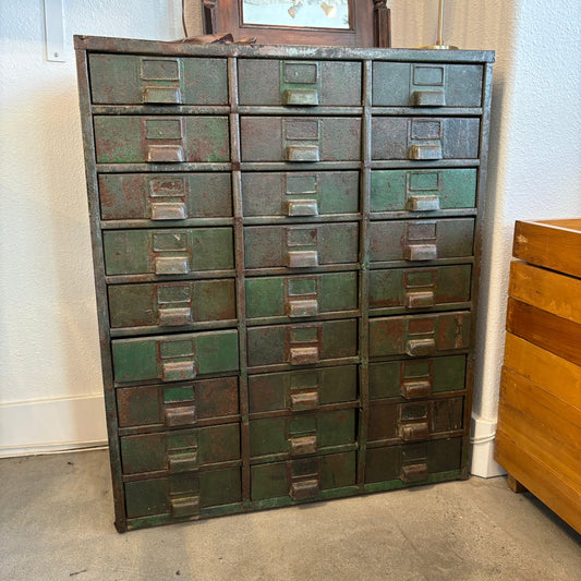 Green Cabinet