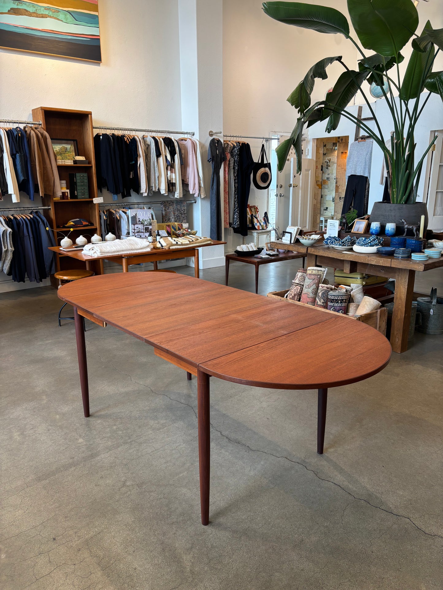 Oval Drop-Leaf Dining Table