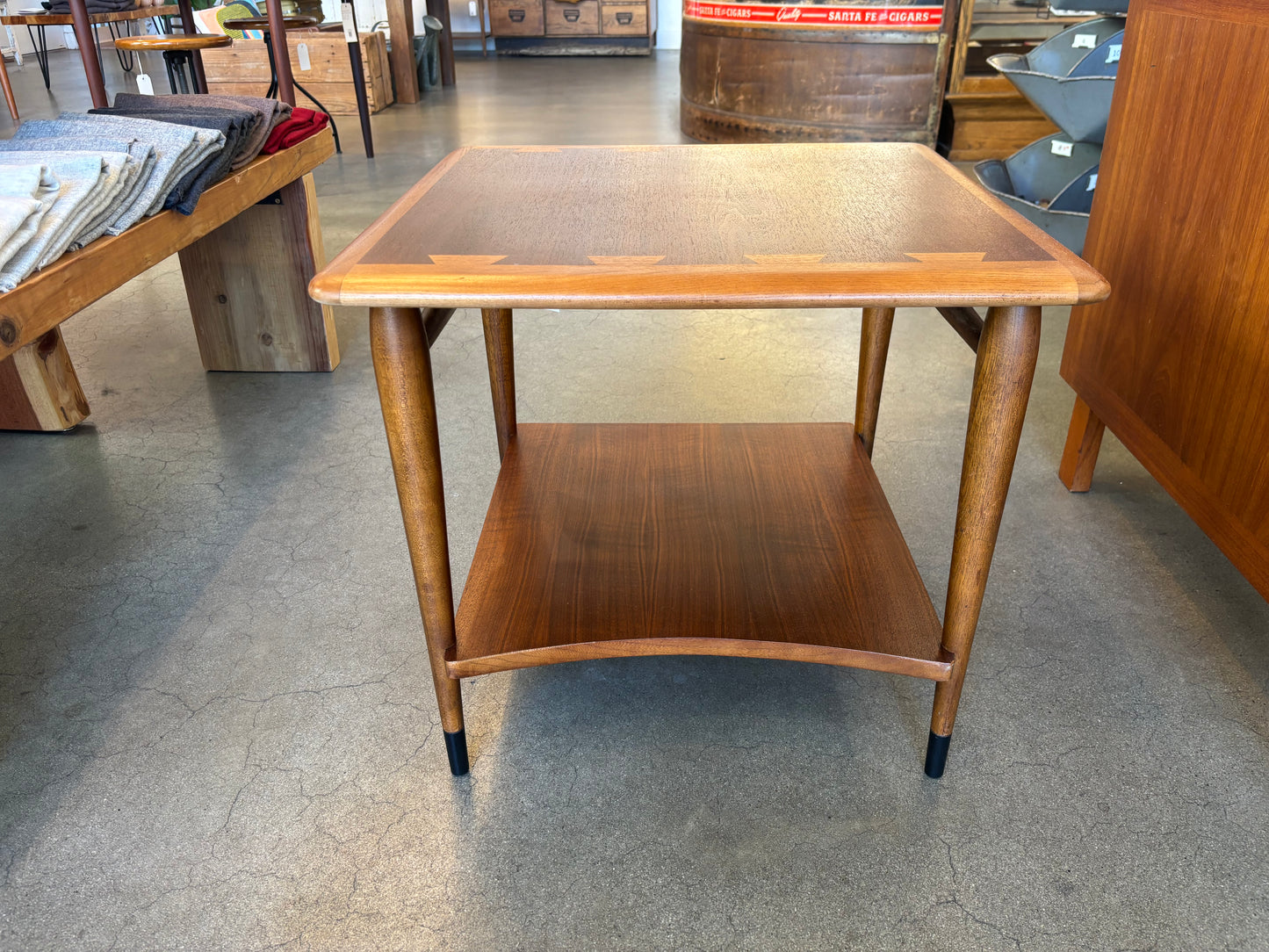 Lane Dovetail Side Table