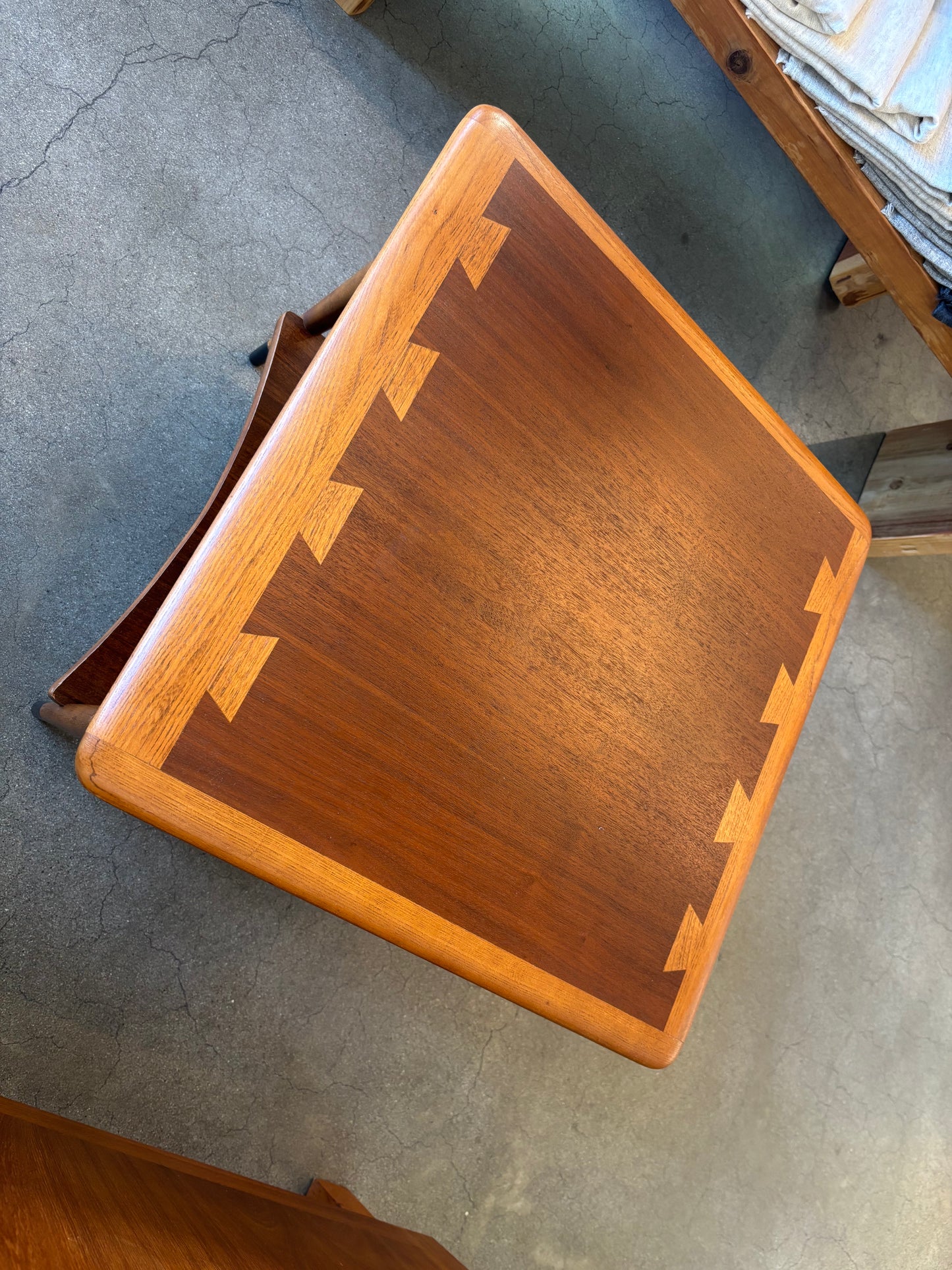 Lane Dovetail Side Table