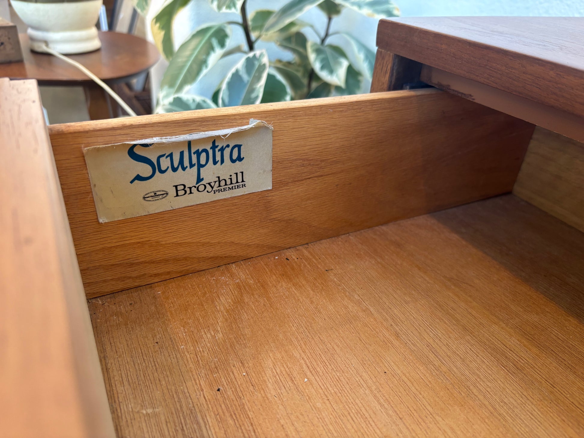 Sculptra Walnut Dresser/Credenza by Broyhill – Stripe the Store