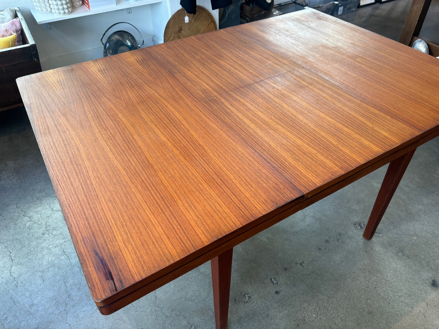 Butterfly Leaf Dining Table