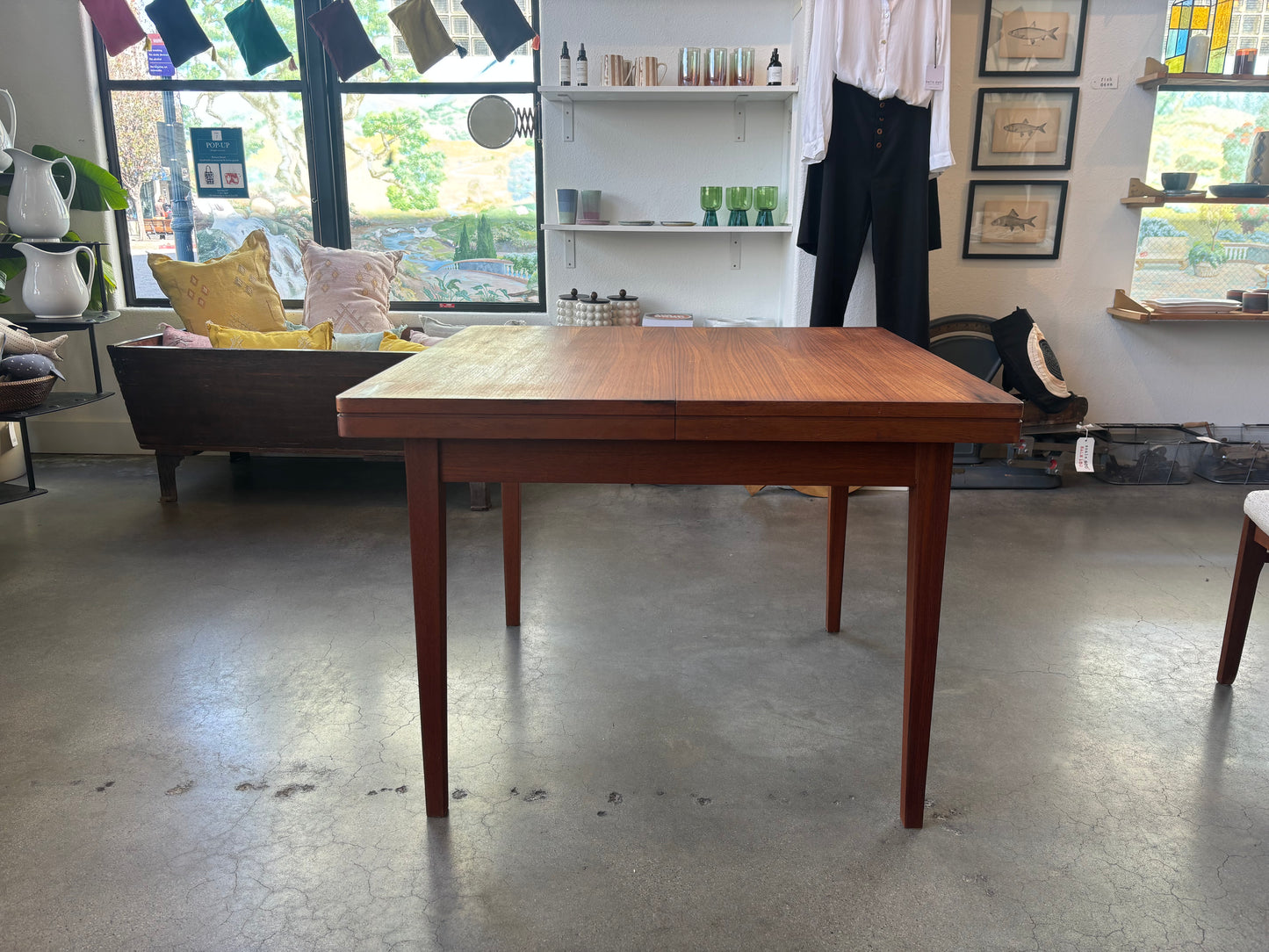 Butterfly Leaf Dining Table