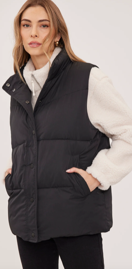 Black Shilo Puffer Vest