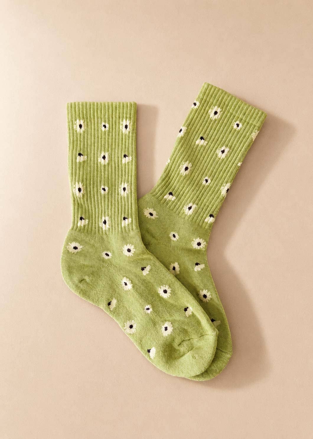 Daisy Dot Crew Socks