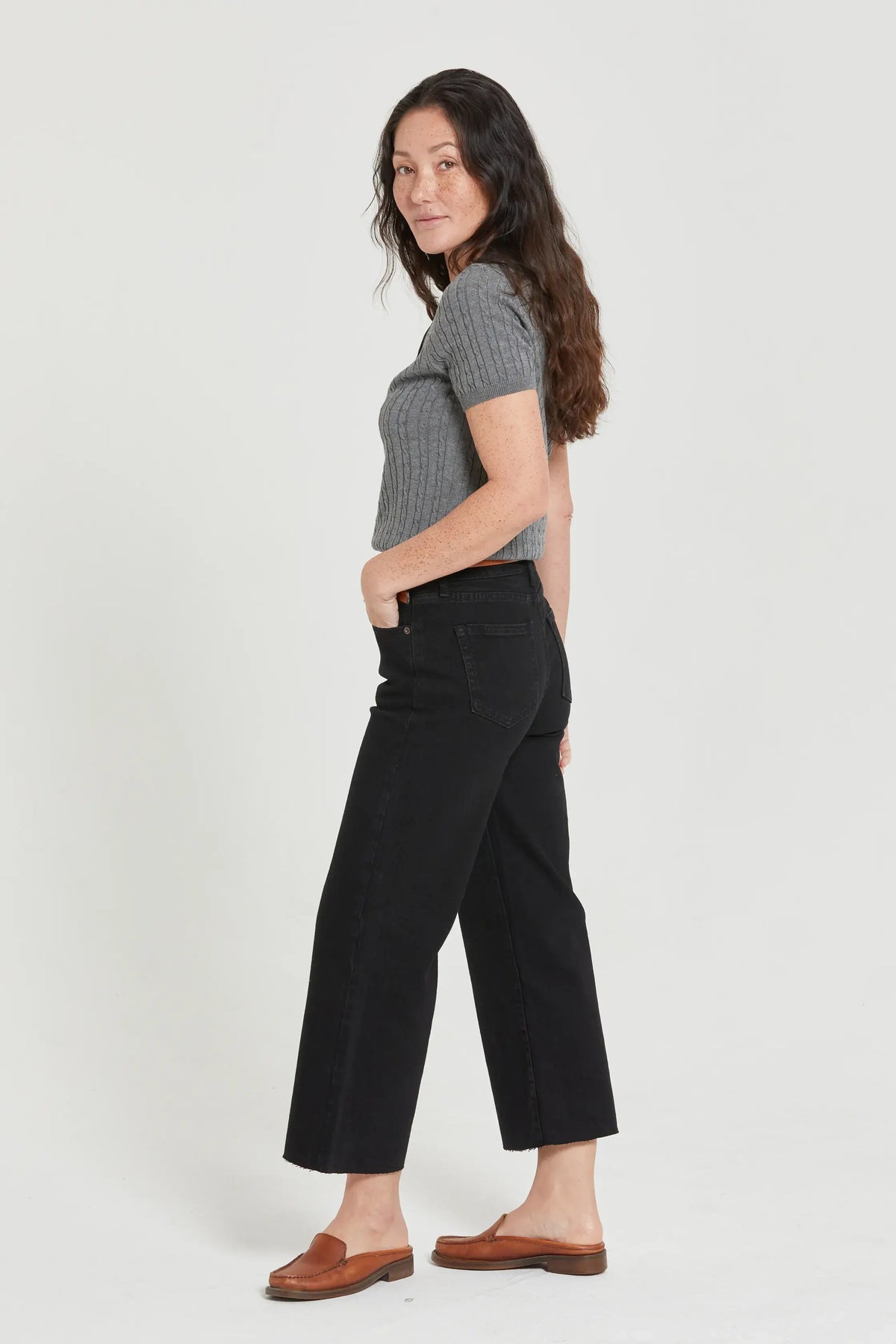 Black Aberdeen Crop Jean