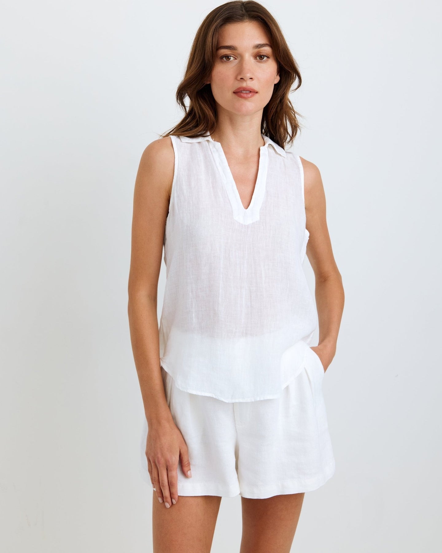 White Sleeveless Pullover